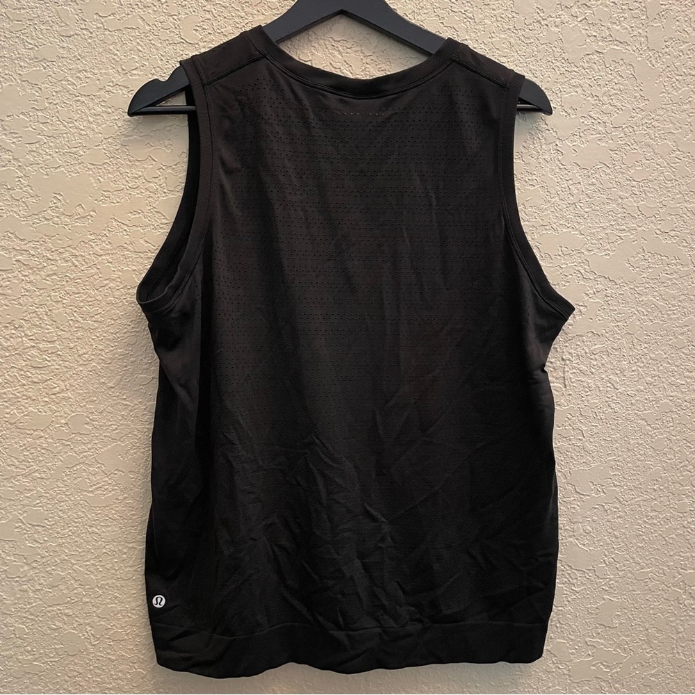 COPY - Lululemon Breeze By Muscle Tank